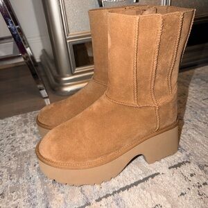 UGG Chestnut Platform Boots